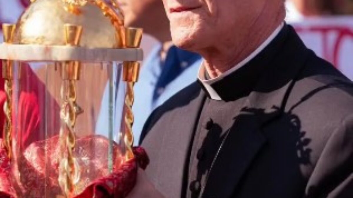 Bispo Strickland Sai em Defesa da Verdadeira Fé Católica! ✝️